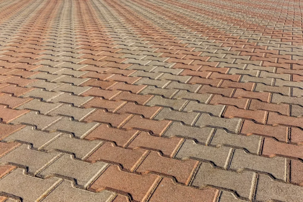 אנטי סליפ לבטון ולאריחי טרצו