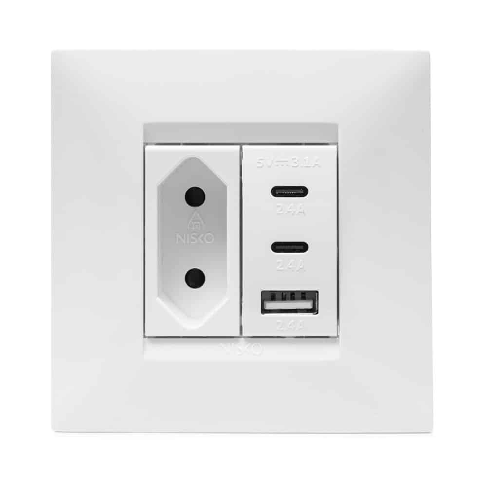 מארז טריפל USB עם שקע דו פיני לקופסא 55 מתאם ומסגרת BE לבנה ניסקו סוויץ’ | NISKO
