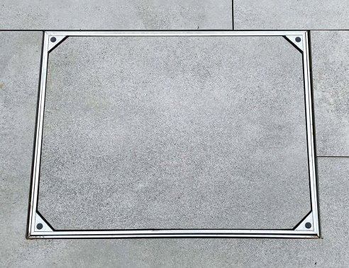 מכסה נירוסטה שקוע 60 ס”מ